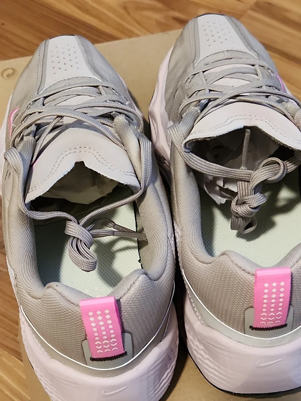 Nike women athletic
